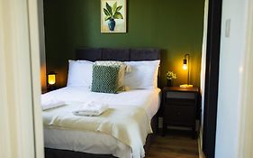 Durham Hideaway